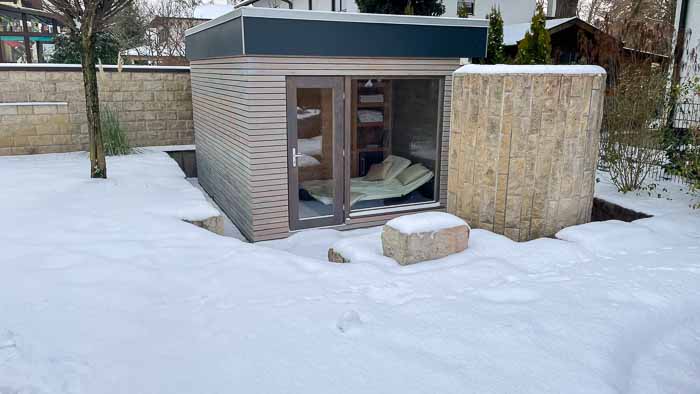 Müther-Gartensauna mit Vorraum