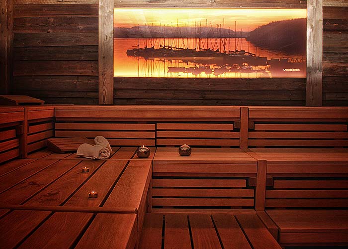 Hinterleuchtetes Bild Sauna