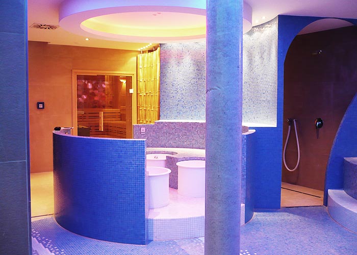 Wellness Anlage mit Sauna